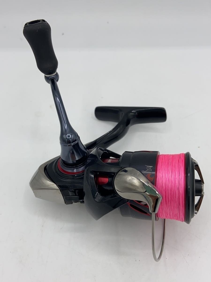 Daiwa LT2000S-P Spinning Reel 7.5in/11cm Lightweight Fishing Gear