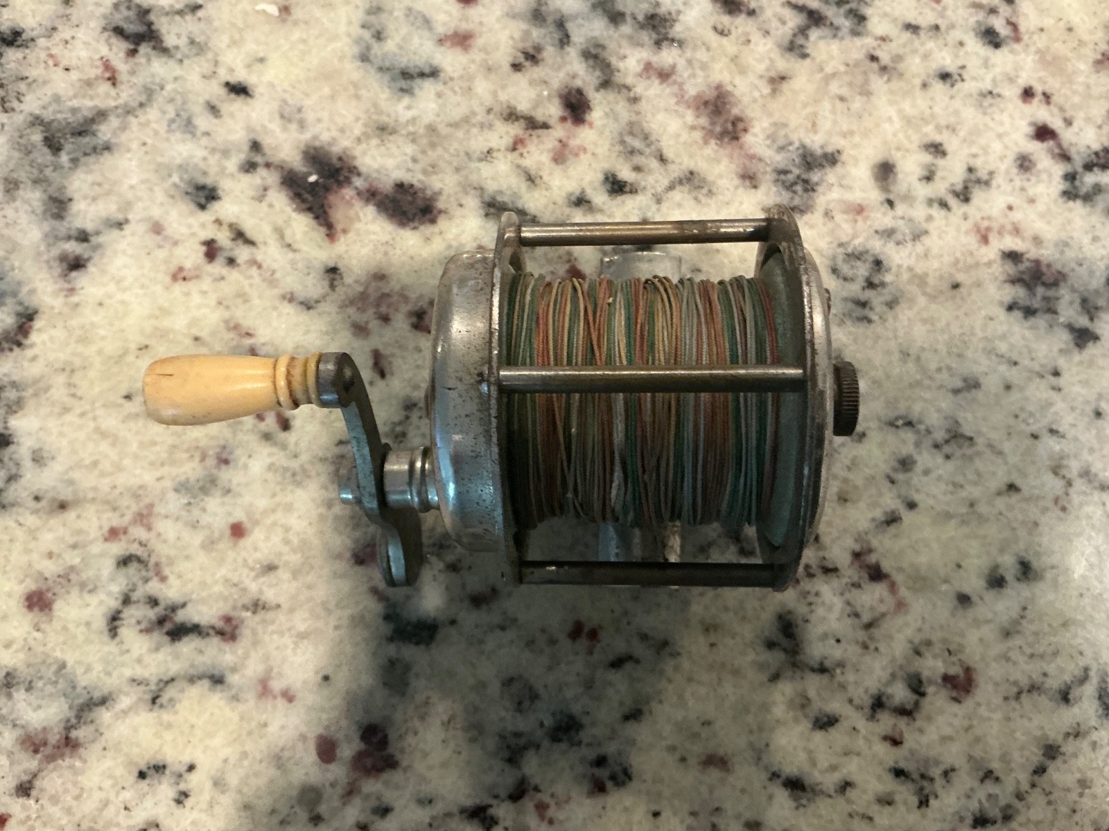 Rare Vintage Tyee Tackle fishing reel – for Parts or repair