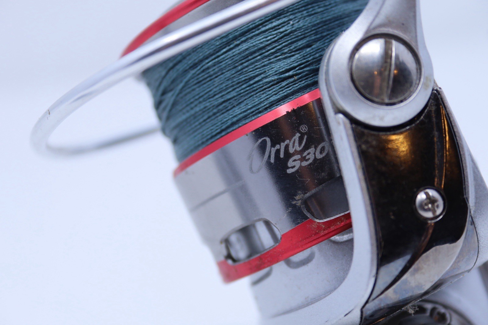 Abu Garcia Orra S30 Spinning Reel – black and red ORRAS30B