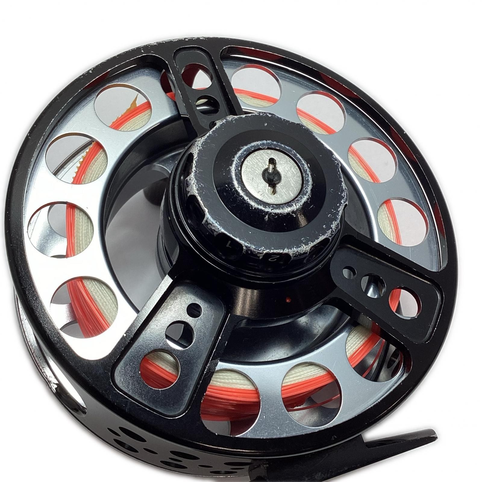sage Fly reel with Scratches 3400D