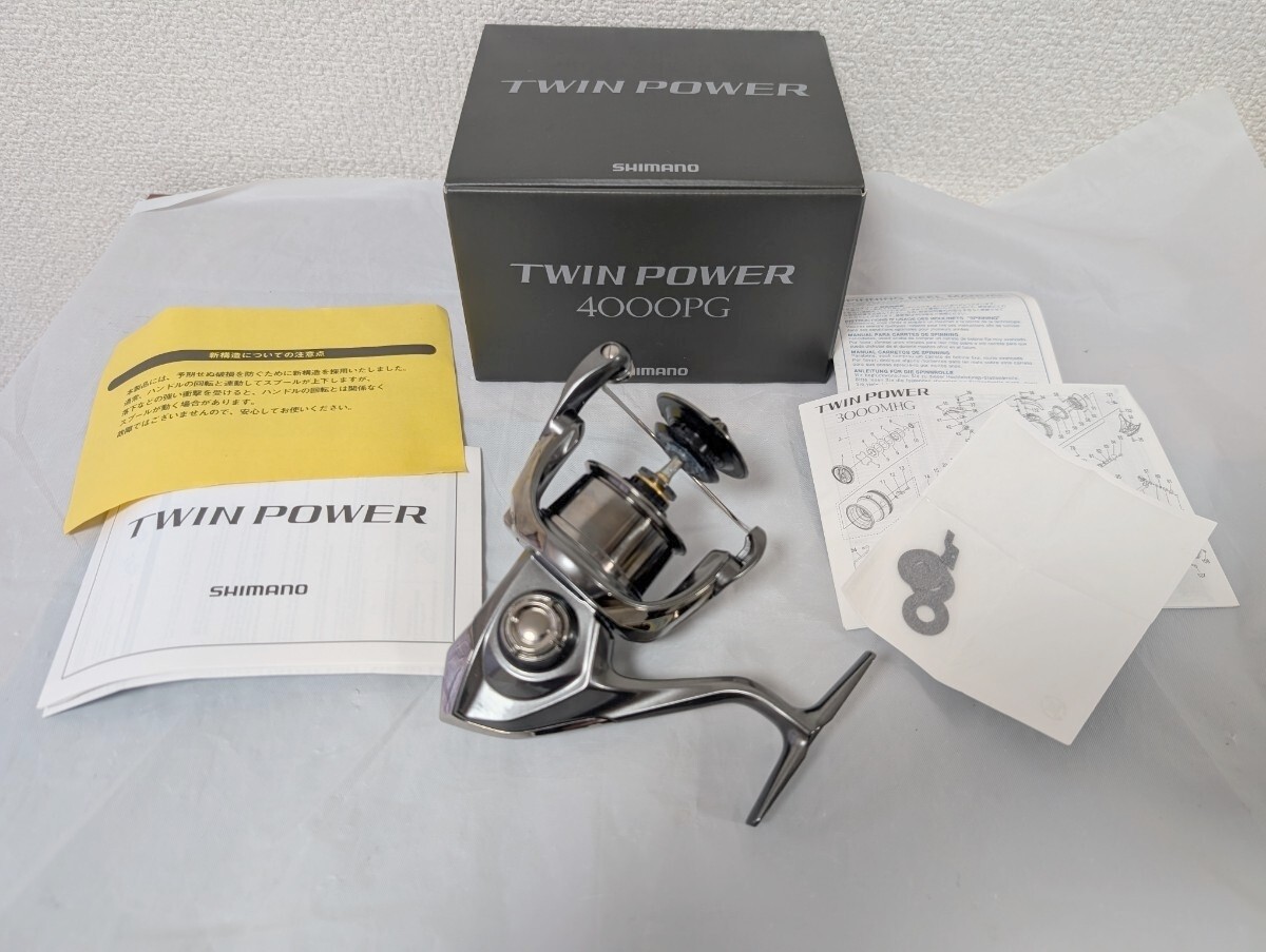 Shimano Pipe 30jP 24 Twin Power 4000PG Body Only Body Made in Japan Excellent Co