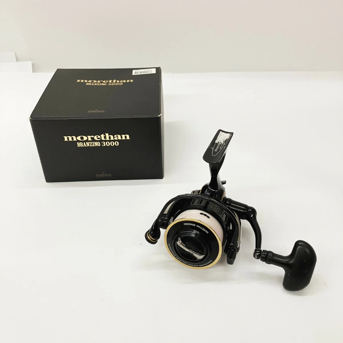 Daiwa BRANZINO 3000 Spinning Reel Used C Rank 13cm/5in Damage Box