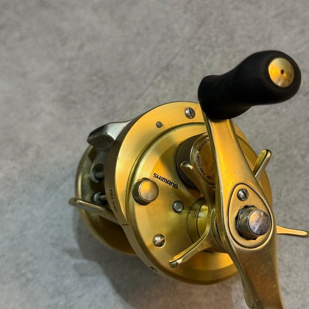Shimano Calcutta Conquest 200 RH440 Baitcasting Reel Japan Used