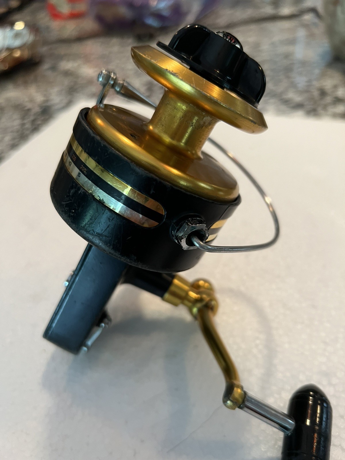 Vintage 710z spinning reel