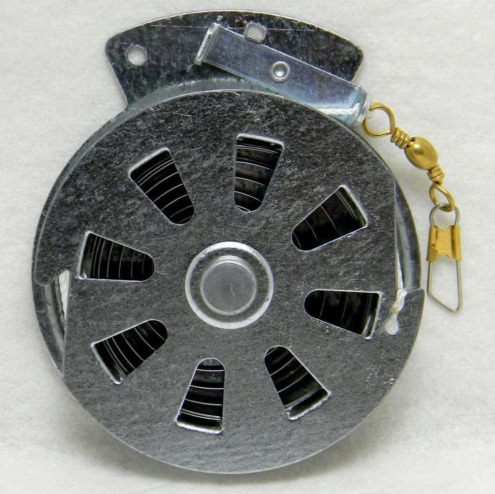 12 Fisher’s Yo Yo Reel Flat Trigger In Ambidextrous Rust-Resistant Model